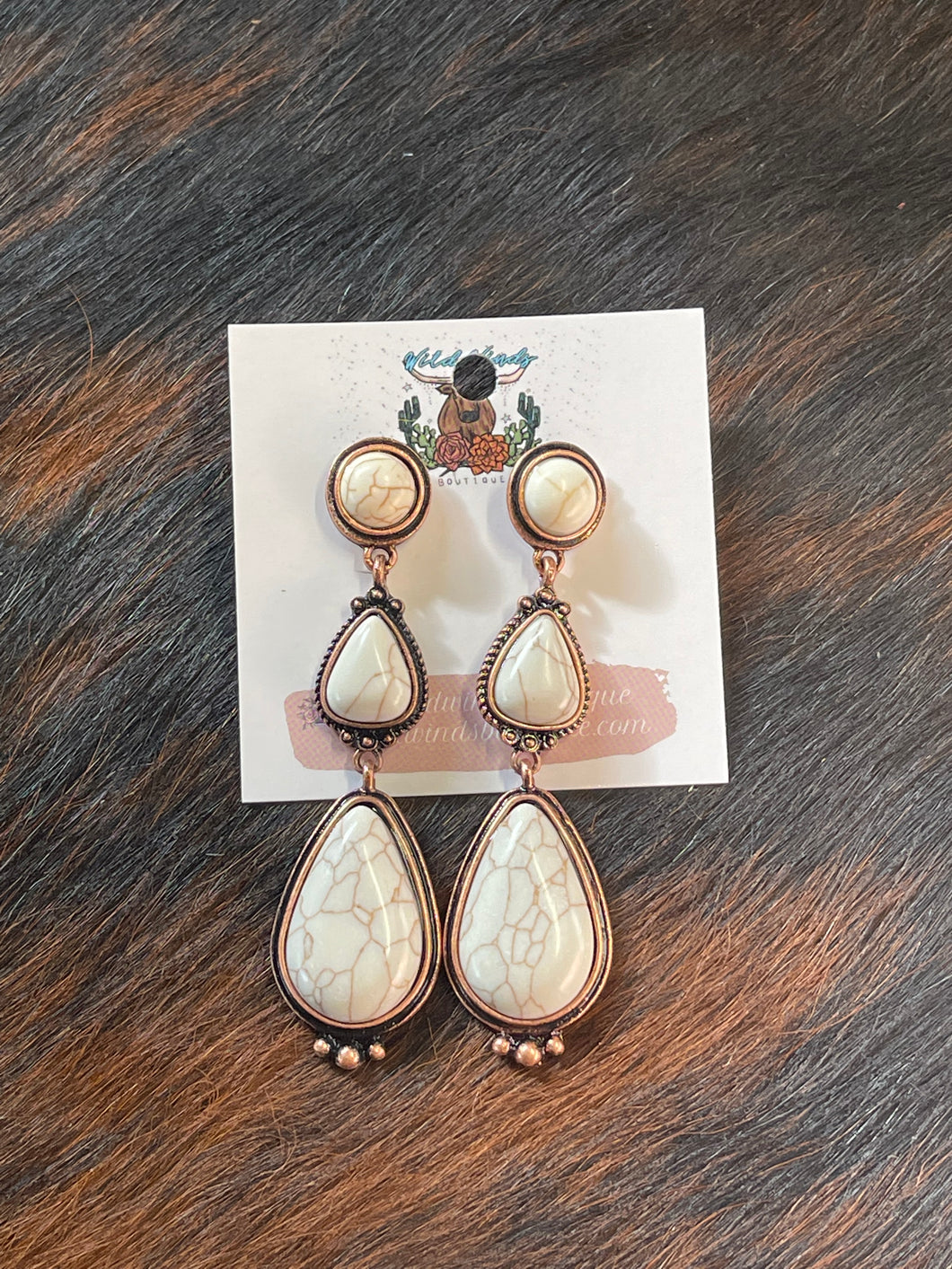 Janelle Earrings (White)